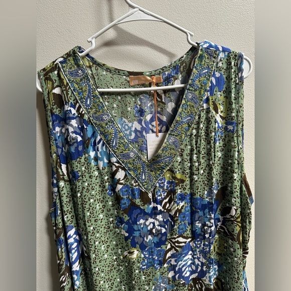 NEW La Cera Plus Size Sleeveless V-Neck Artistic Floral Dress Green Women’s 1X - Picture 8 of 13